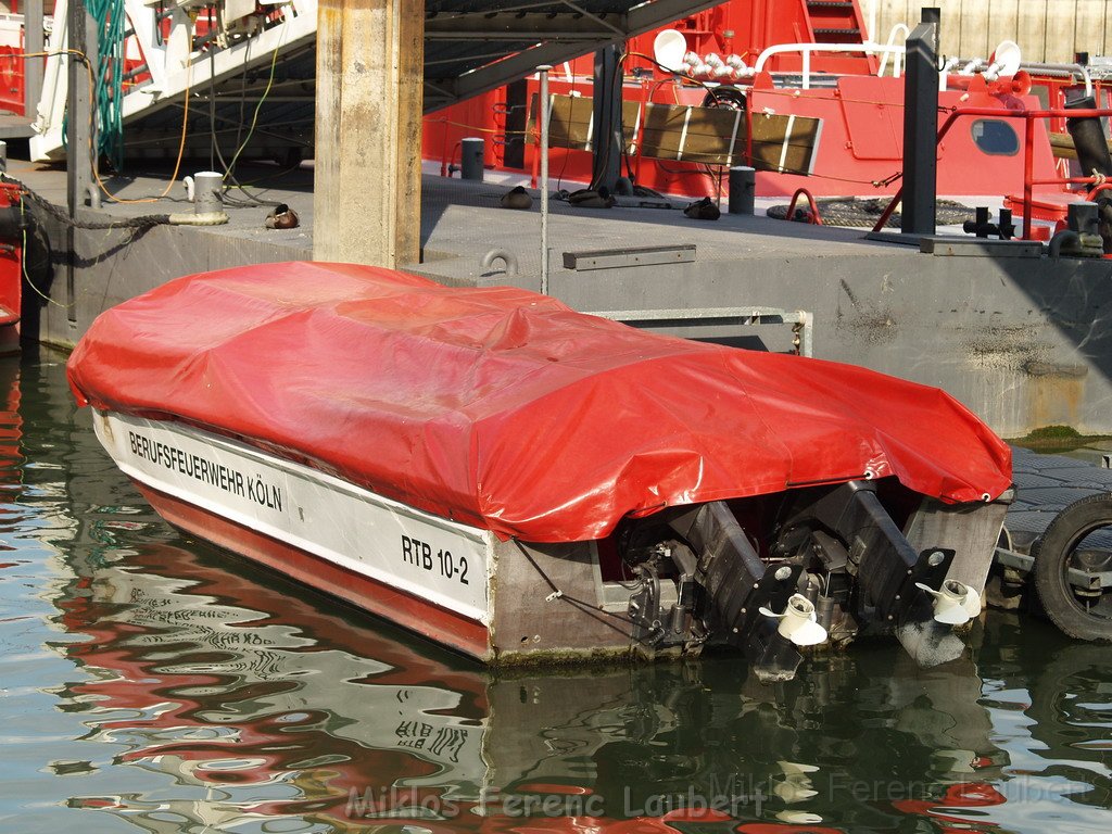 Rettungsboot 10-2  P008.JPG